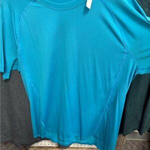 lululemon athletica Blue Short Sleeve Tee